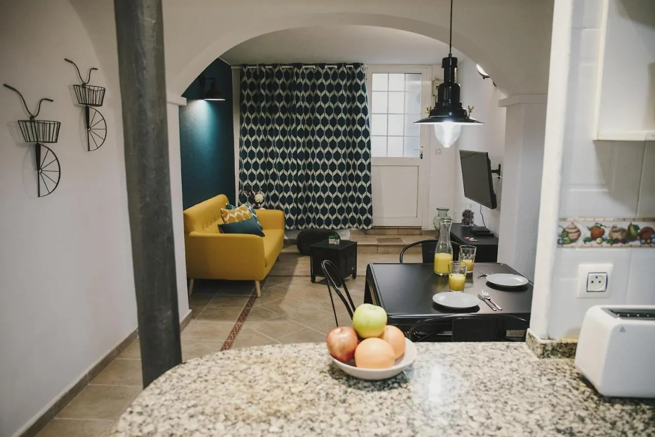 Bbarcelona Parallel Apartment contacts