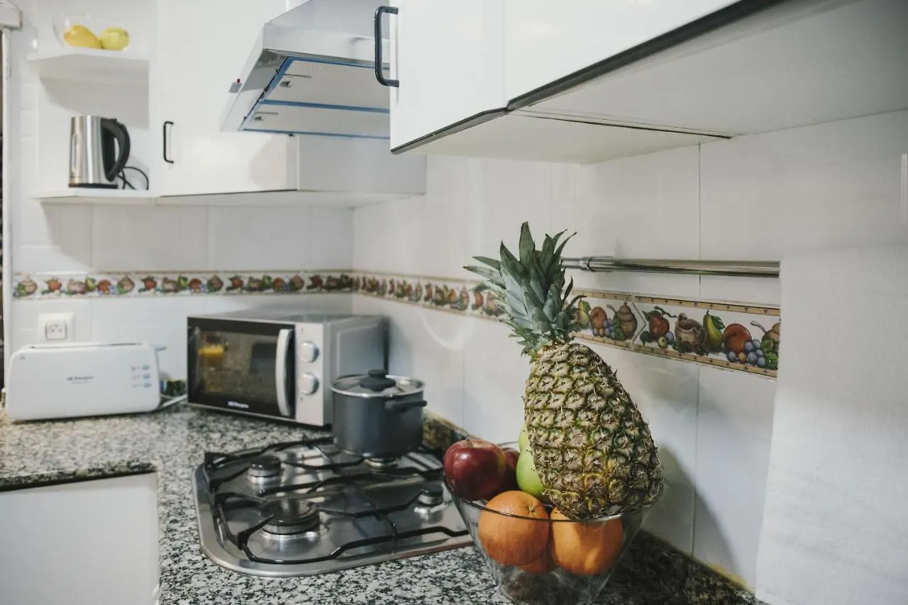Bbarcelona Parallel Apartment  バルセロナ